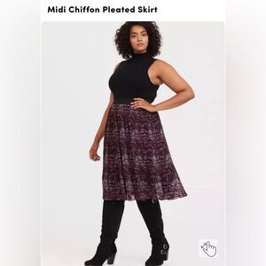 Torrid Midi Chiffon Pleated Skirt EUC